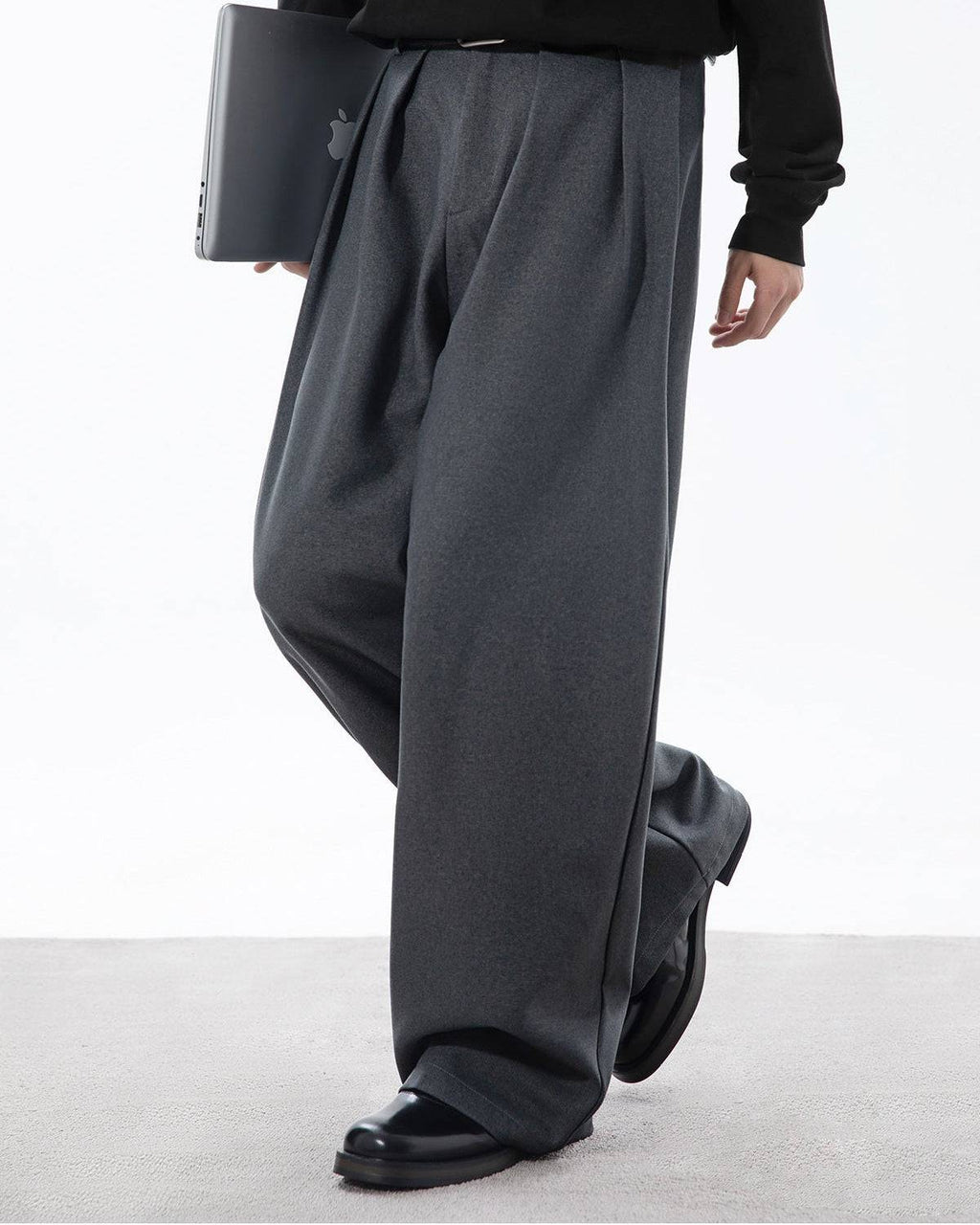 Pantaloni Larghi da uomo con Pinces in Cotone | Haven Loom, immagine 2