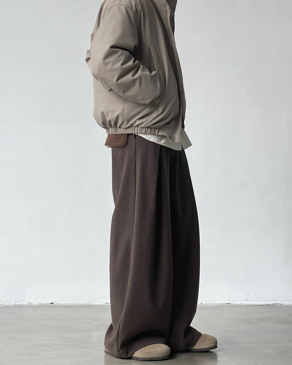 Pantaloni Larghi da uomo con Doppie Pinces in Misto Lana | Haven Loom, immagine 6