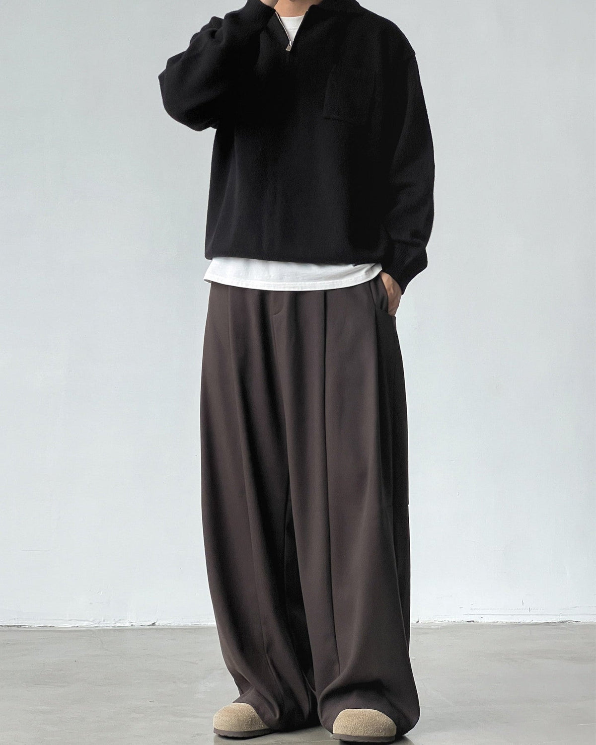 Pantaloni Larghi da uomo con Pinces in Misto Lana | Haven Loom, immagine 5