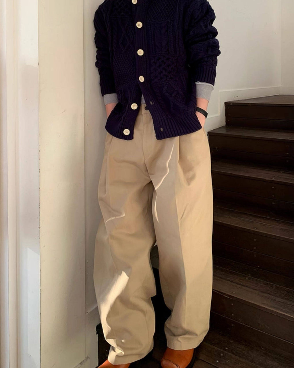 Pantaloni Larghi da uomo Vita Alta con Pinces in Lino | Haven Loom, immagine 6