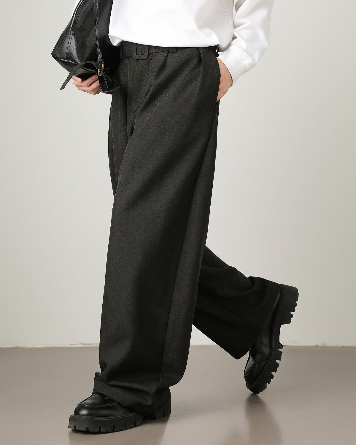 Pantaloni Larghi da uomo in Misto Lana e Cotone | Haven Loom, immagine 18