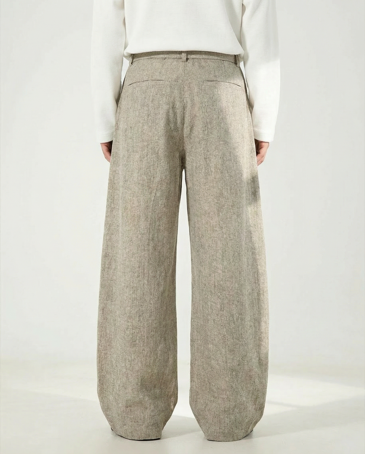 Pantaloni Larghi da uomo in Misto Lana e Cotone | Haven Loom, immagine 3