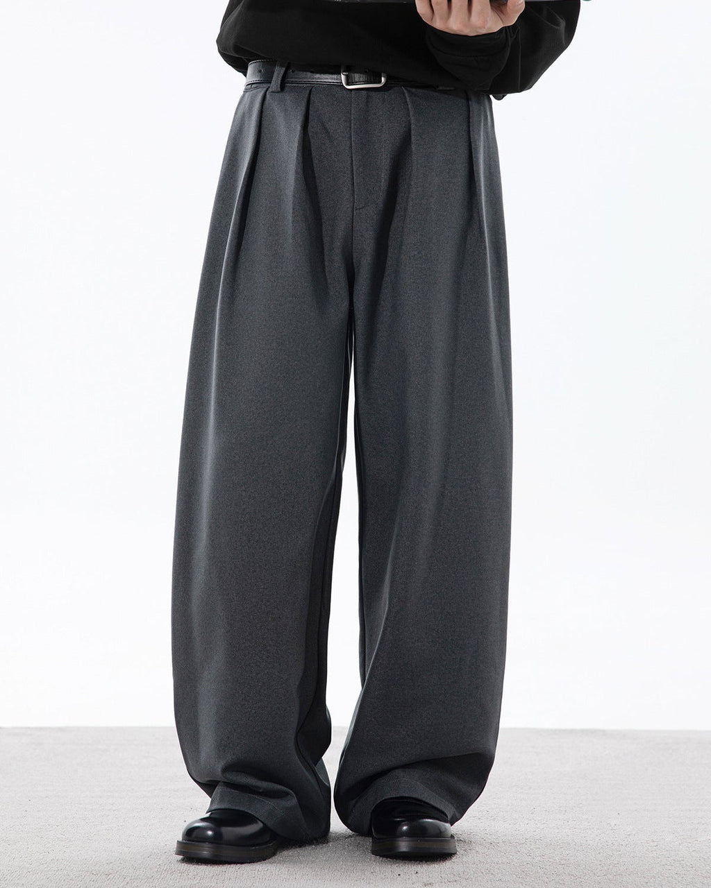 Pantaloni Larghi da uomo con Pinces in Cotone | Haven Loom