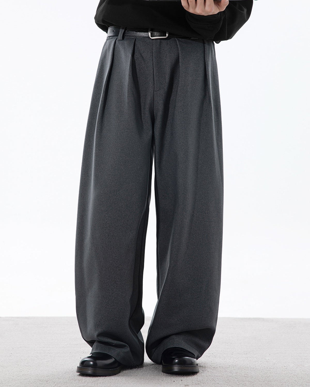 Pantaloni Larghi da uomo con Pinces in Cotone | Haven Loom
